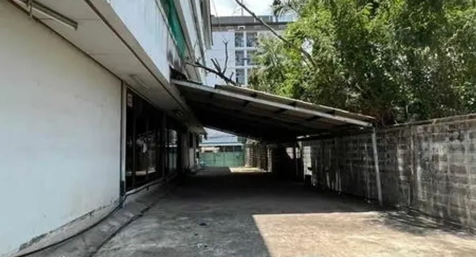 For rent warehouse in Bang Na, Bangkok