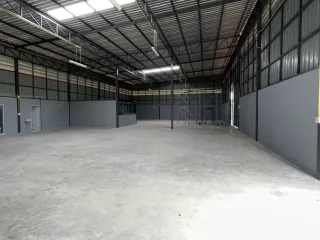 出租 仓库 在 Khlong Luang, Pathum Thani