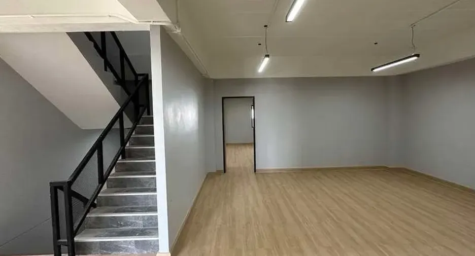 For sale warehouse in Khlong Luang, Pathum Thani