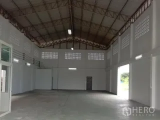 ให้เช่า โกดัง ใน ลาดหลุมแก้ว, ปทุมธานี