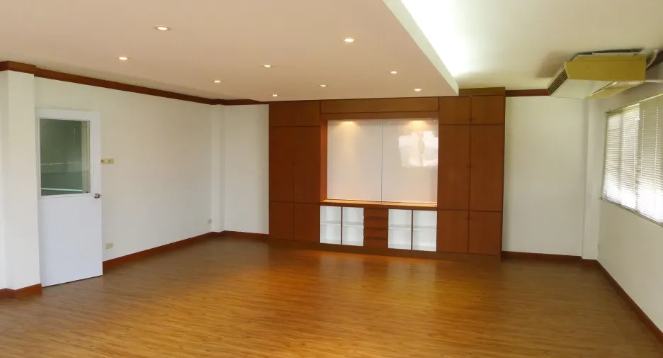 For rent and for sale warehouse in Bang Lamung, Chonburi