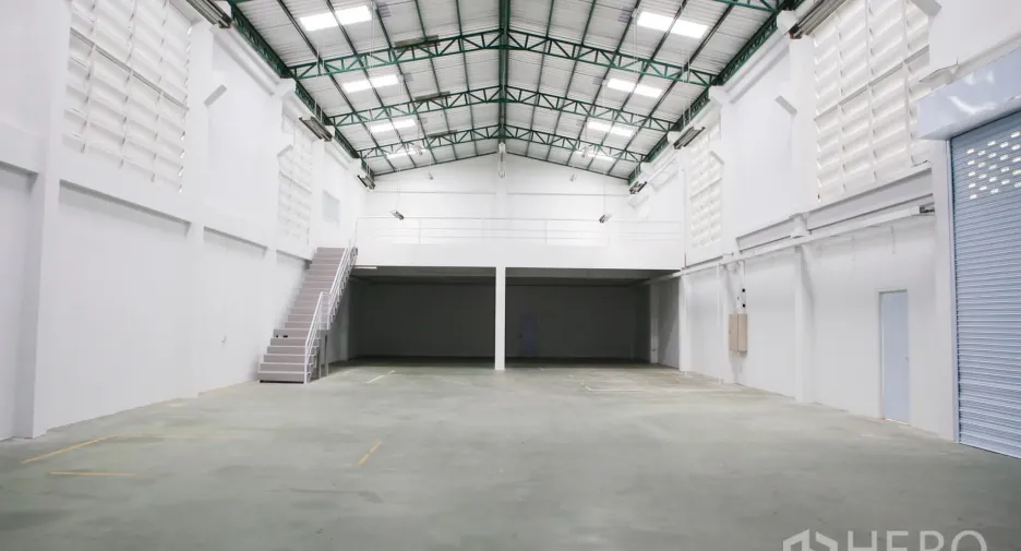 For rent and for sale warehouse in Bang Lamung, Chonburi