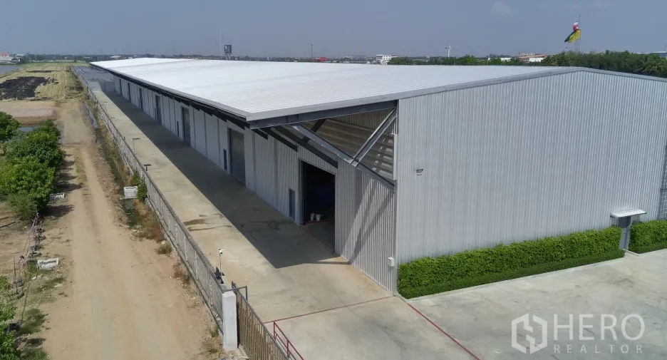 Almacén en alquiler en Lam Luk Ka, Pathum Thani