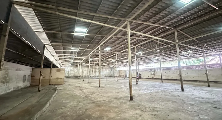 Almacén en alquiler en Lam Luk Ka, Pathum Thani
