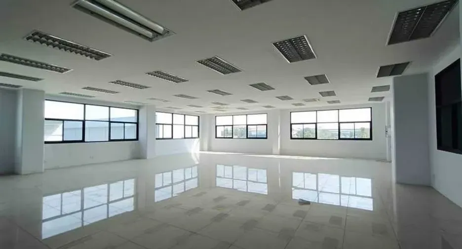 For rent そして for sale warehouse in Khlong Luang, Pathum Thani