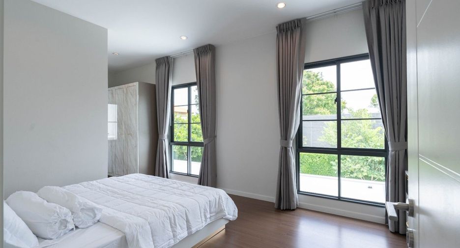For rent 4 bedrooms house in Bang Phli, Samut Prakan