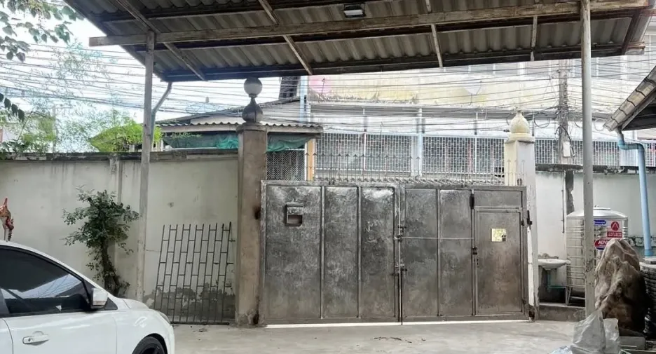 For rent warehouse in Phra Pradaeng, Samut Prakan