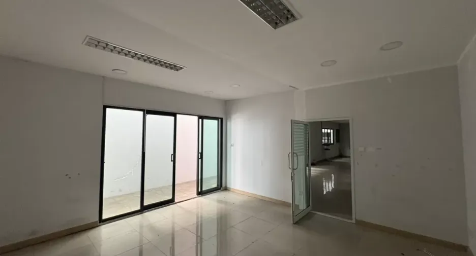 Lagerhaus zur Miete in Bang Phli, Samut Prakan