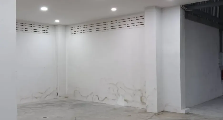 For rent warehouse in Khlong Sam Wa, Bangkok