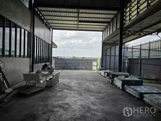 Lagerhaus zum Kauf in Lat Lum Kaeo, Pathum Thani