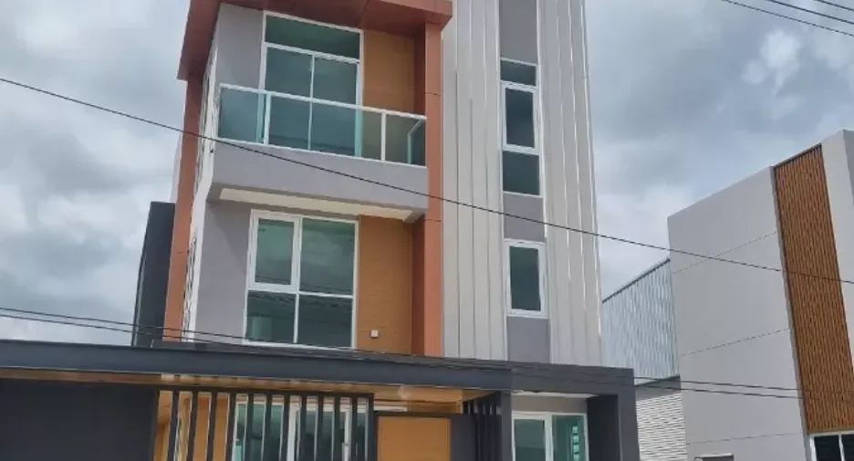 For sale warehouse in Lam Luk Ka, Pathum Thani