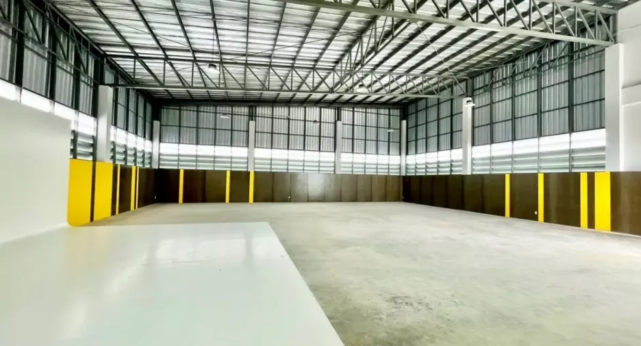 For sale warehouse in Lam Luk Ka, Pathum Thani