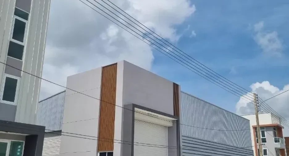 For sale warehouse in Lam Luk Ka, Pathum Thani