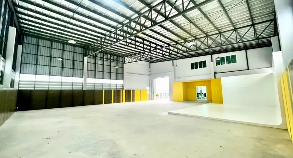 For sale warehouse in Lam Luk Ka, Pathum Thani