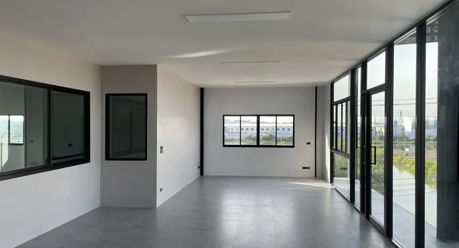 For rent warehouse in Phra Samut Chedi, Samut Prakan