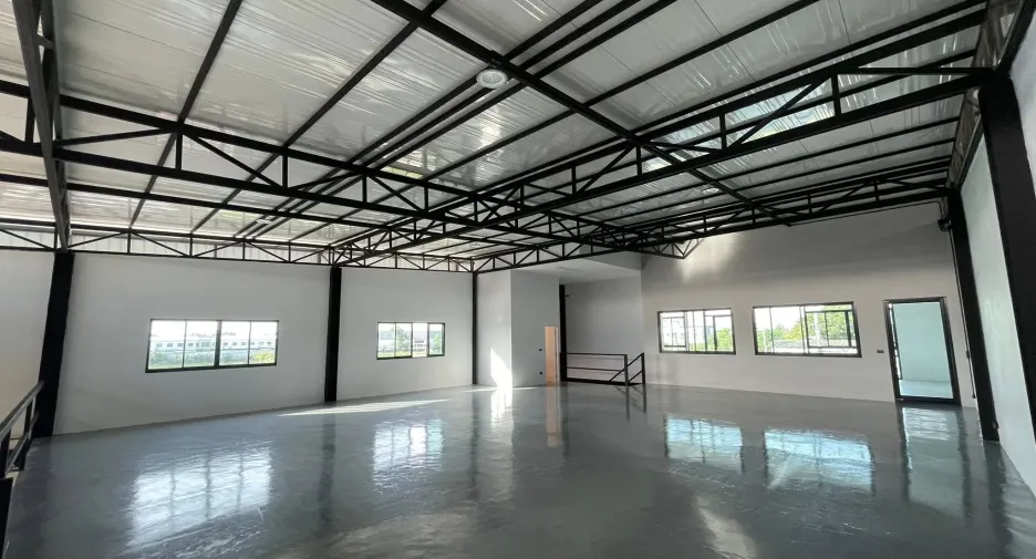 For rent warehouse in Phra Samut Chedi, Samut Prakan