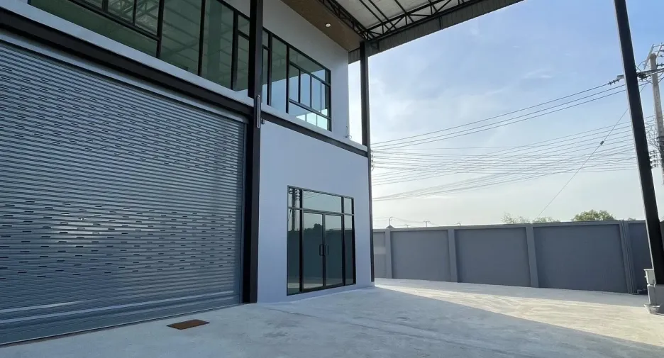 For rent warehouse in Phra Samut Chedi, Samut Prakan