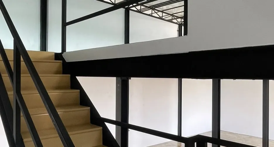 For rent warehouse in Phra Samut Chedi, Samut Prakan