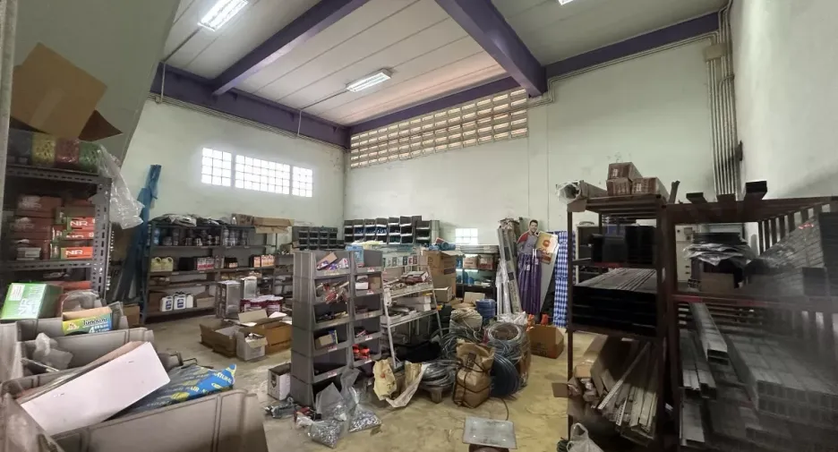 For rent warehouse in Mueang Nonthaburi, Nonthaburi