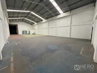 Lagerhaus zur Miete in Bang Phli, Samut Prakan