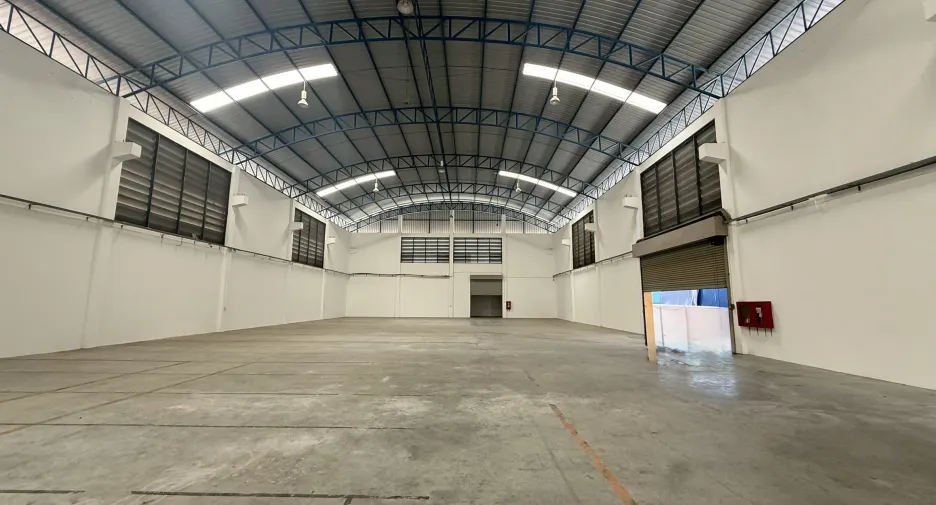 出租 和 出售 仓库 在 Bang Bo, Samut Prakan