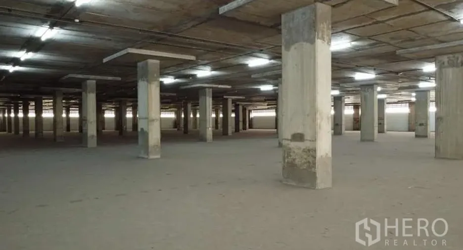 For rent warehouse in Phra Pradaeng, Samut Prakan