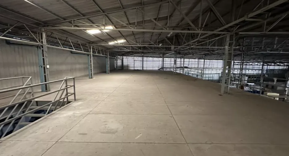 For rent warehouse in Yan Nawa, Bangkok