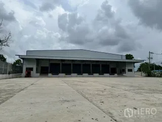 出租 仓库 在 Si Racha, Chon Buri