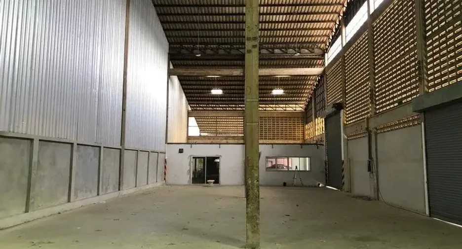 出租 仓库 在 Mueang Pathum Thani, Pathum Thani