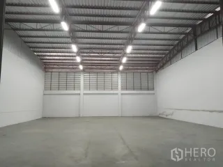 For rent warehouse in Lat Krabang, Bangkok