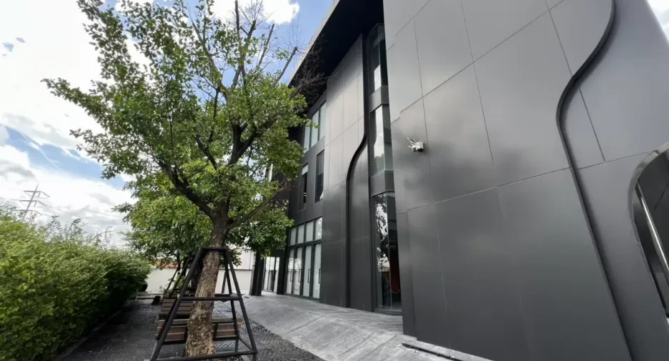 For sale warehouse in Lat Krabang, Bangkok