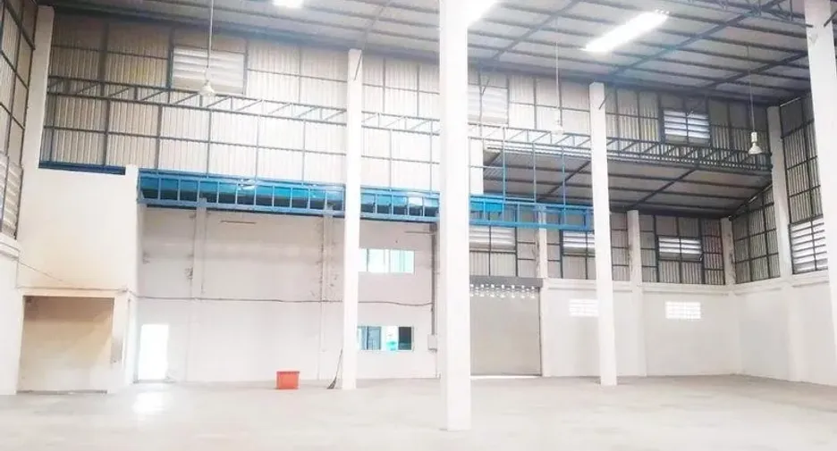 For rent warehouse in Bang Sao Thong, Samut Prakan