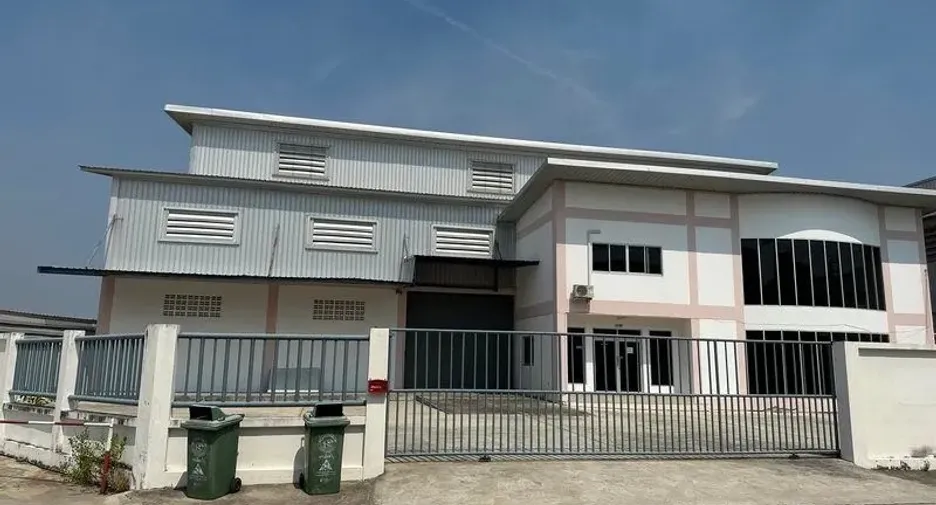 For rent warehouse in Bang Sao Thong, Samut Prakan