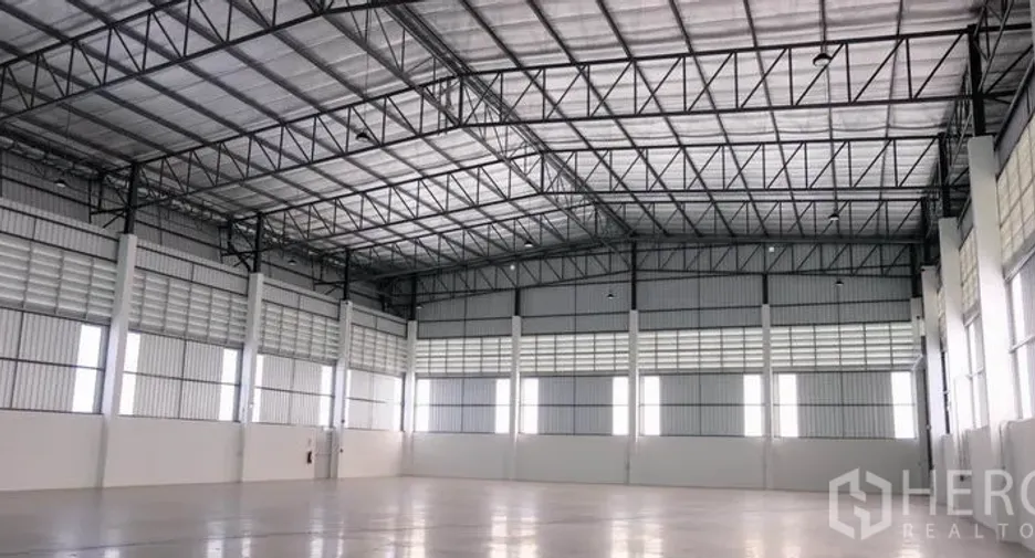 For rent warehouse in Bang Sao Thong, Samut Prakan