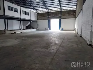 Lagerhaus zur Miete in Bang Phli, Samut Prakan