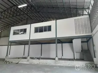 Lagerhaus zur Miete in Bang Phli, Samut Prakan