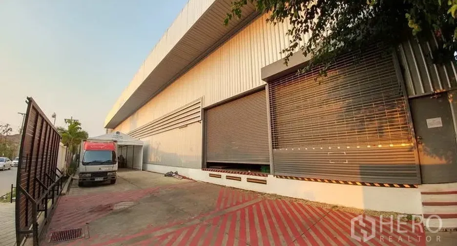 For rent and for sale warehouse in Bang Yai, Nonthaburi