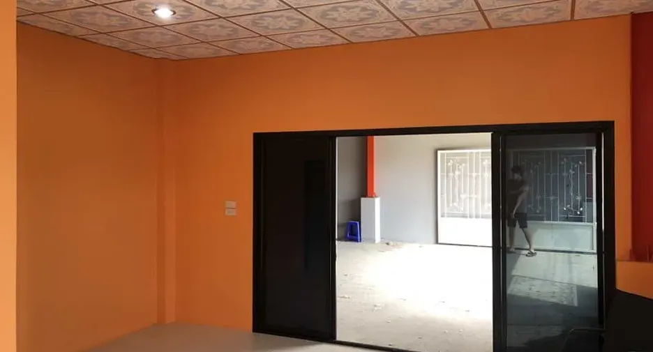 For rent warehouse in Pak Kret, Nonthaburi