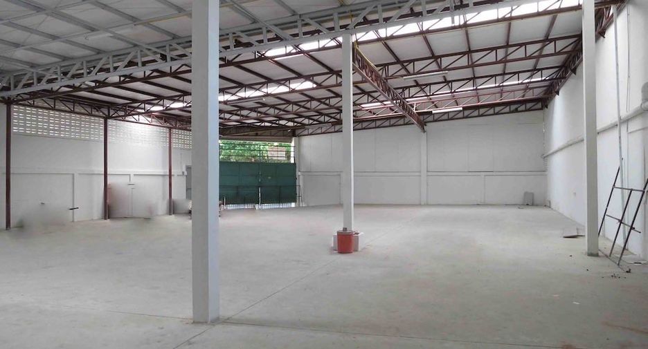 For rent warehouse in Wang Thonglang, Bangkok
