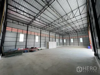 For rent warehouse in Lam Luk Ka, Pathum Thani