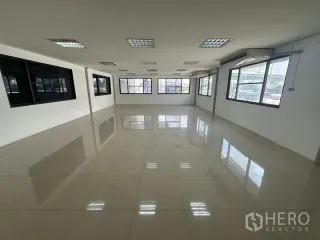 出租 仓库 在 Suan Luang, 曼谷