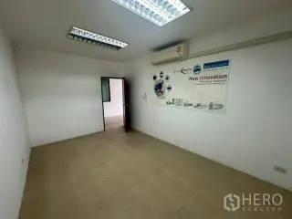 出租 仓库 在 Suan Luang, 曼谷