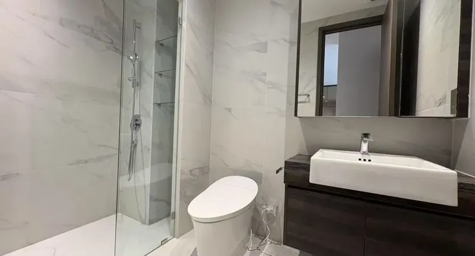Condo en alquiler de 2 habitaciones en Sathon, Bangkok