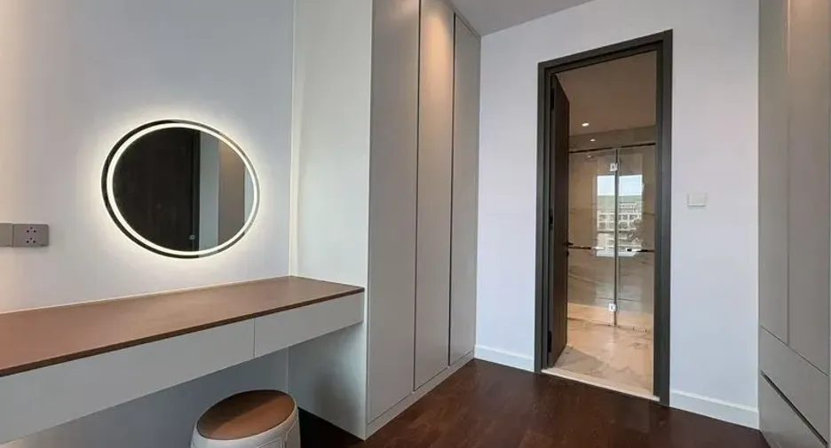 Condo en alquiler de 2 habitaciones en Sathon, Bangkok