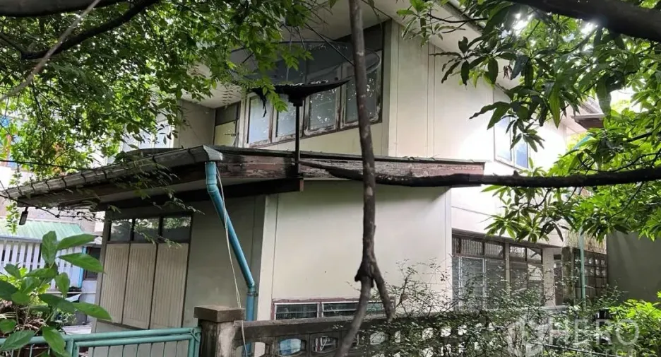 Grundstück zum Kauf in Sathon, Bangkok