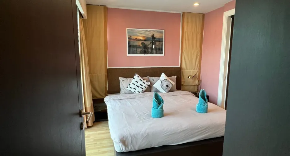 For sale 20 bedrooms hotel in Watthana, Bangkok