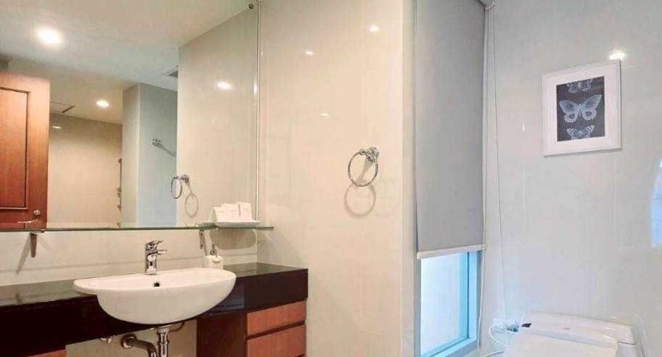 À louer 2 chambres appartement à Watthana, Bangkok