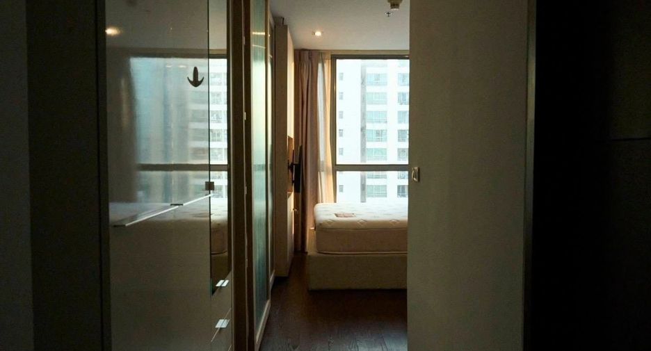 For sale 1 bed condo in Ratchathewi, Bangkok