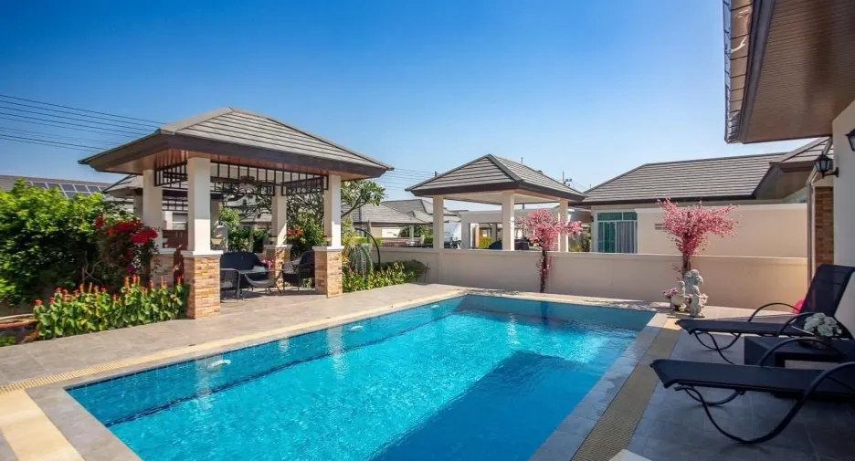 Villa zum Kauf mit 3 Zimmer in Cha Am, Phetchaburi