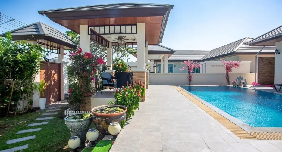 Villa zum Kauf mit 3 Zimmer in Cha Am, Phetchaburi
